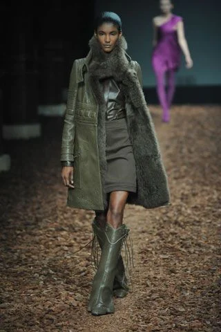 Look 3